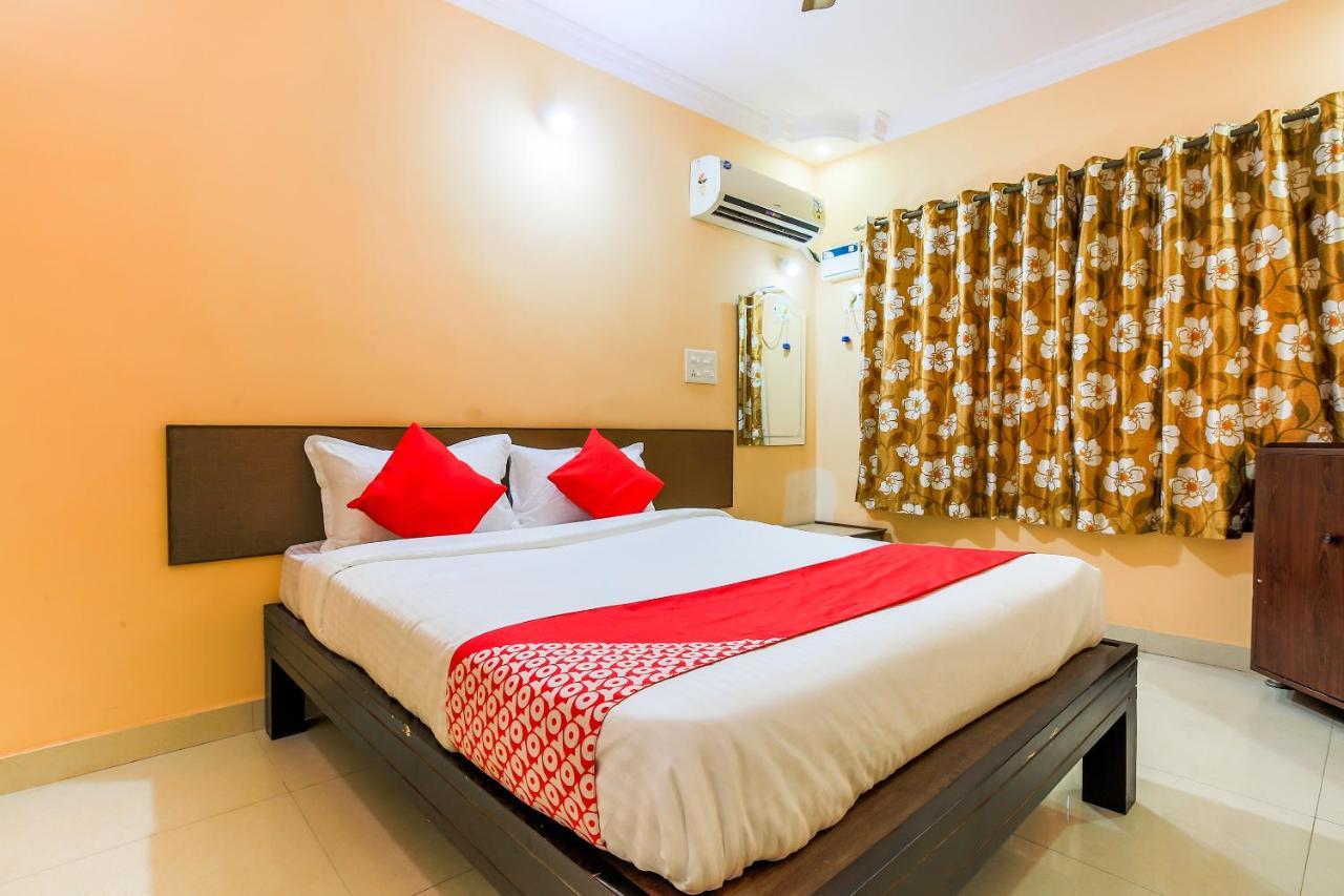 Oyo 23035 Srinivas Residency